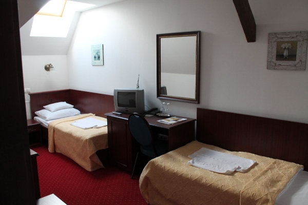 Mádi Kúria*** Hotel és Rendezvényközpont